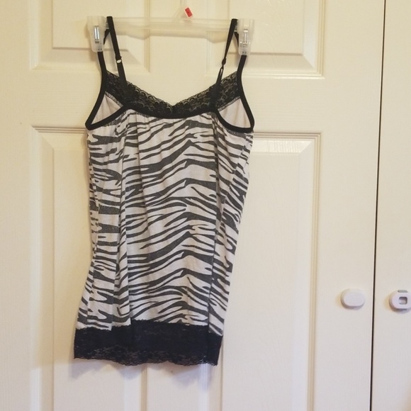 Zebra lace tank top - Picture 2 of 3